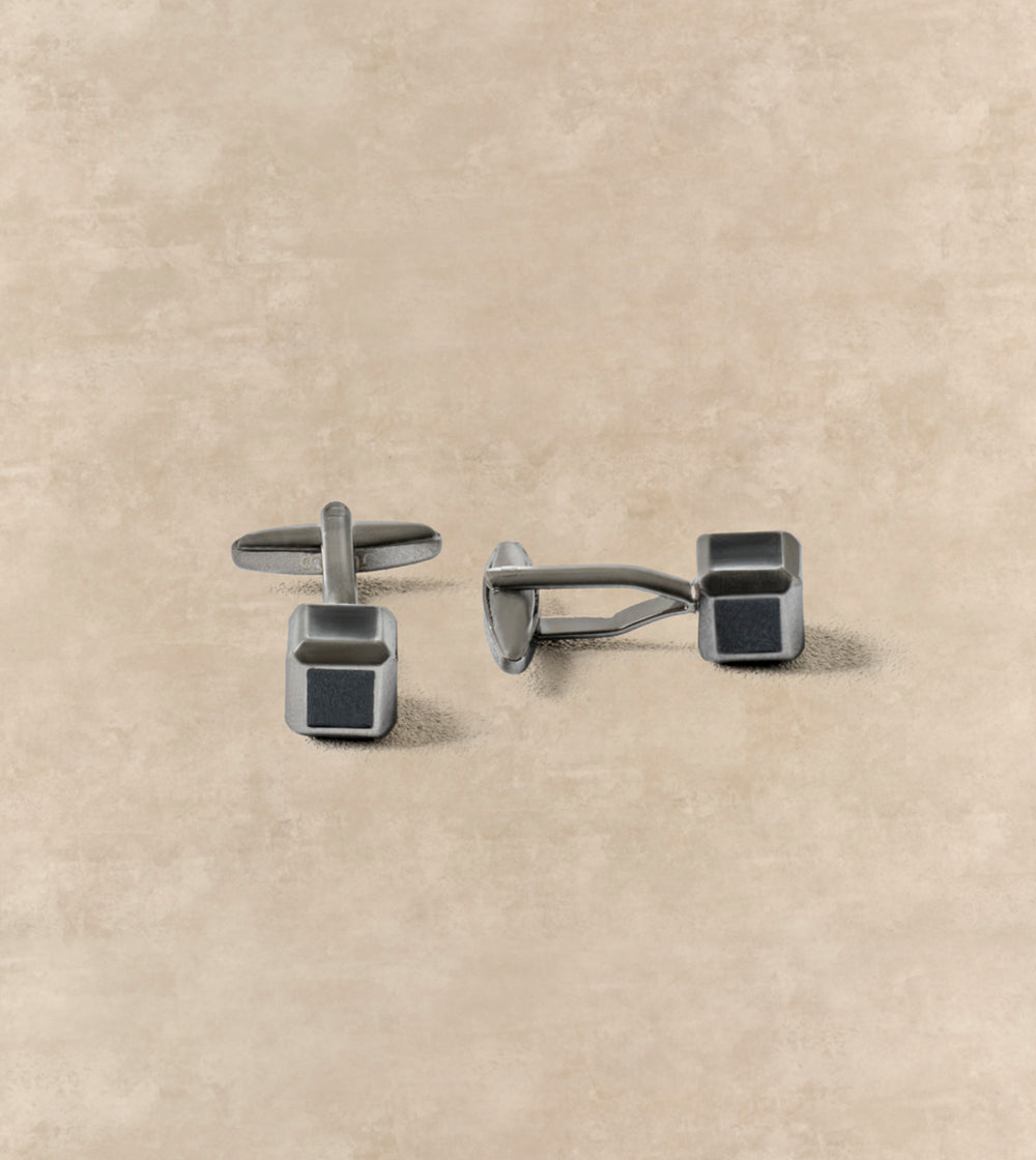 Cufflinks