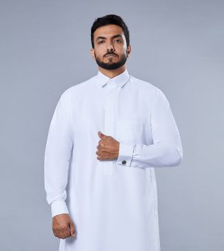 Formal Thobe With Trimmed Collar