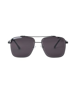 Sunglasses With UV Protection Lens